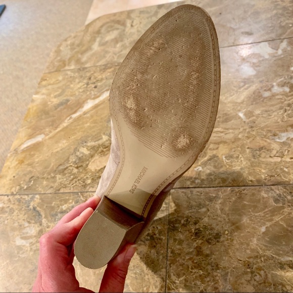 Michael Kors Suede Walden Booty Like New Condition - Picture 3 of 4